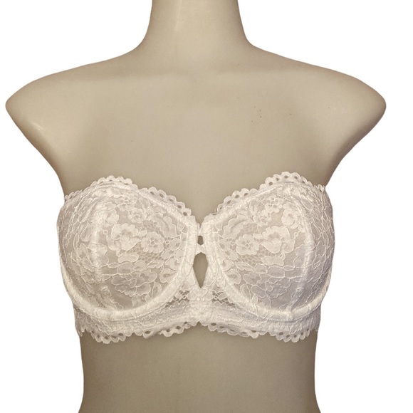 b.tempt’d Other - 🌸NWT 32C B.TEMPT’D Strapless Lace Bra